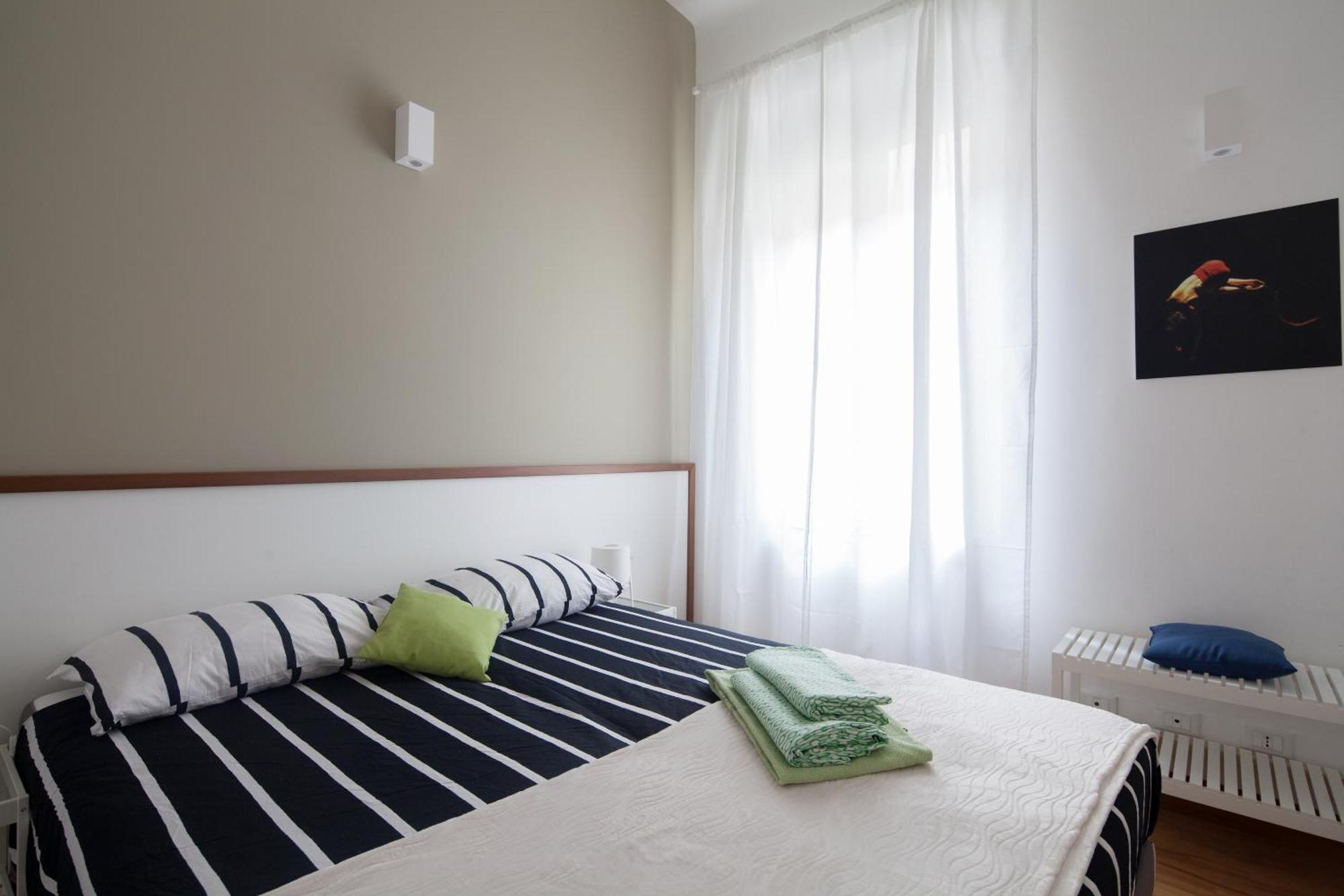Cv5 - La Spezia City Center - Wide Modern Apartment Walking Distance To The Station To Cinque Terre - Big Terrace On The Roofs Εξωτερικό φωτογραφία