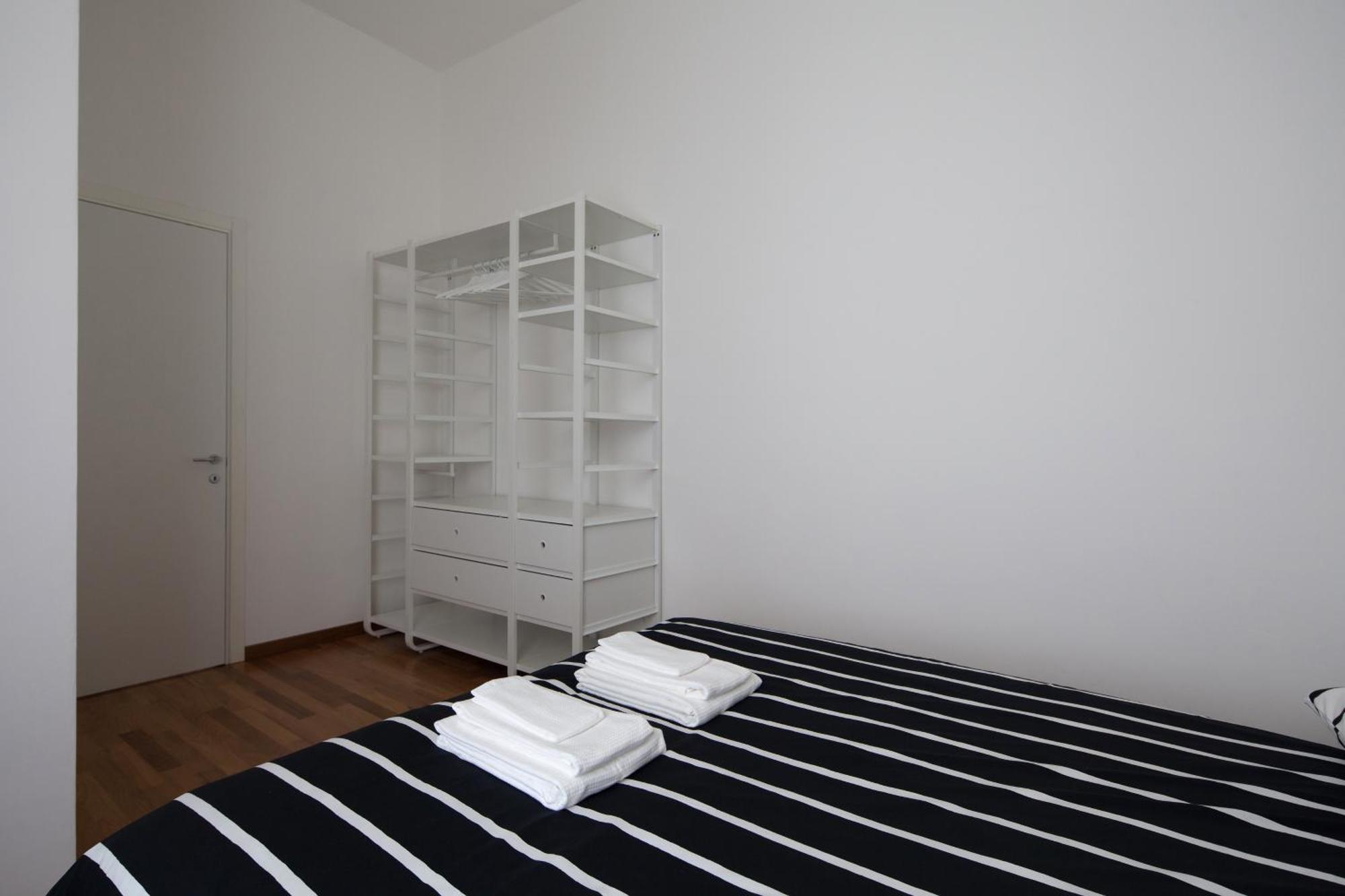 Cv5 - La Spezia City Center - Wide Modern Apartment Walking Distance To The Station To Cinque Terre - Big Terrace On The Roofs Εξωτερικό φωτογραφία