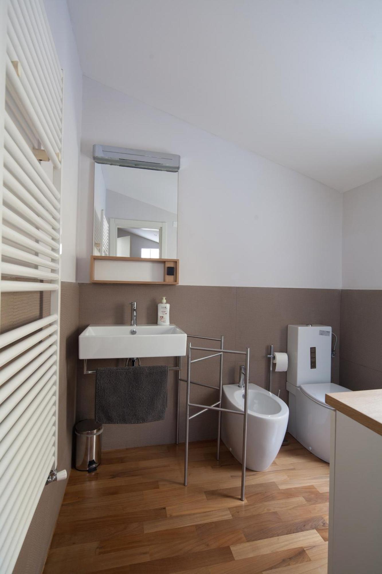 Cv5 - La Spezia City Center - Wide Modern Apartment Walking Distance To The Station To Cinque Terre - Big Terrace On The Roofs Εξωτερικό φωτογραφία